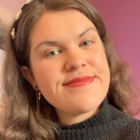 Isobel Dixon - Student Outreach Officer